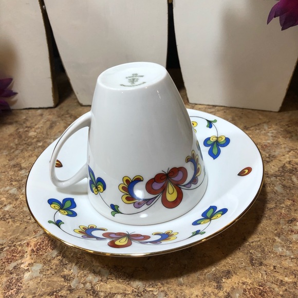 Porsgrund Norway Farmers Rose Demitasse Cup & Saucer (Rim, Gold Trim) Set - Picture 12 of 13